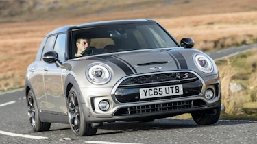 MINI Clubman ALL4 - front cornering
