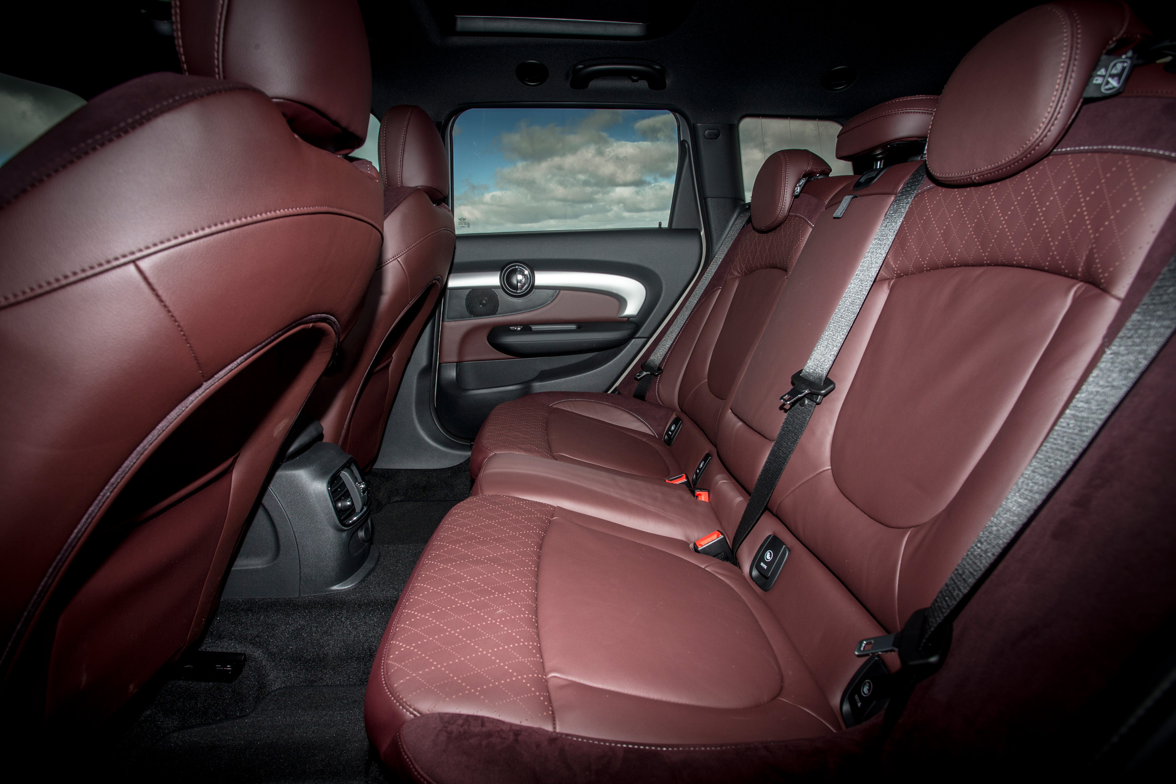 MINI Clubman ALL4 - rear seats