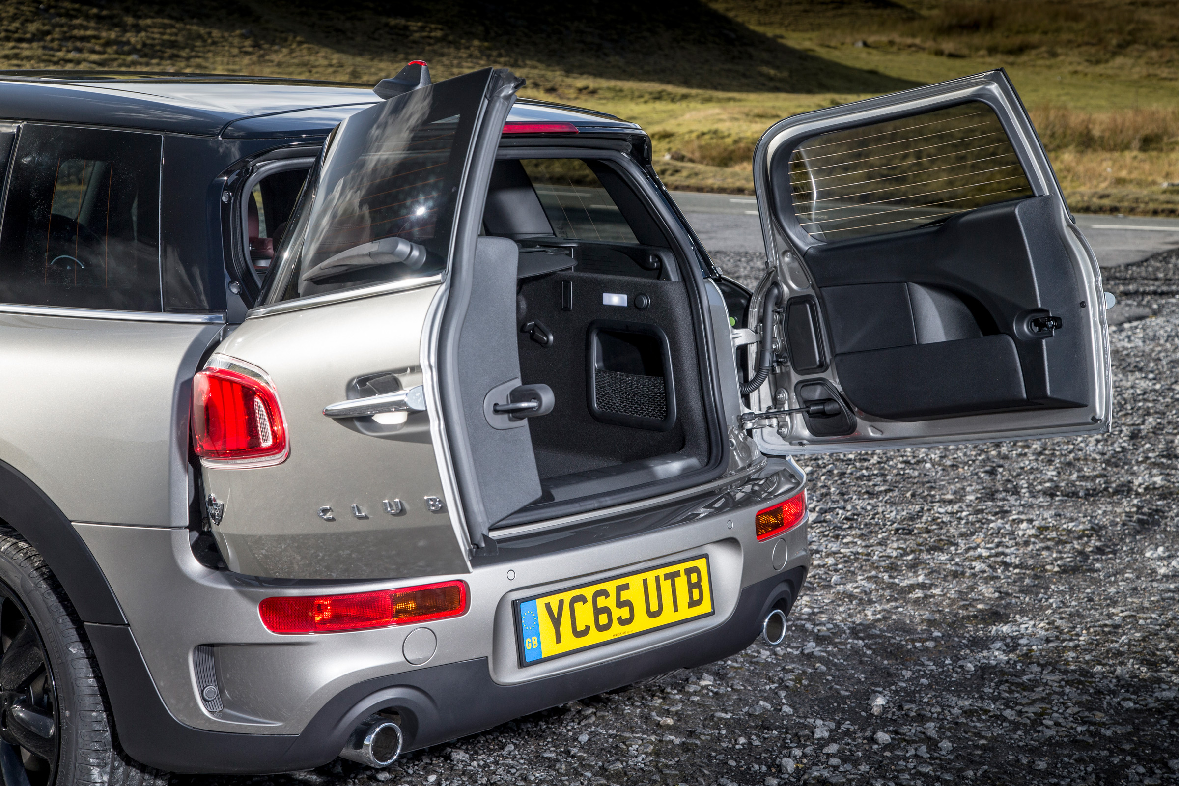 MINI Clubman ALL4 - rear doors
