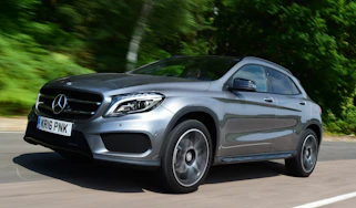Mercedes GLA 2016 - front tracking
