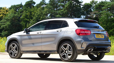 Mercedes GLA 2016 - rear quarter