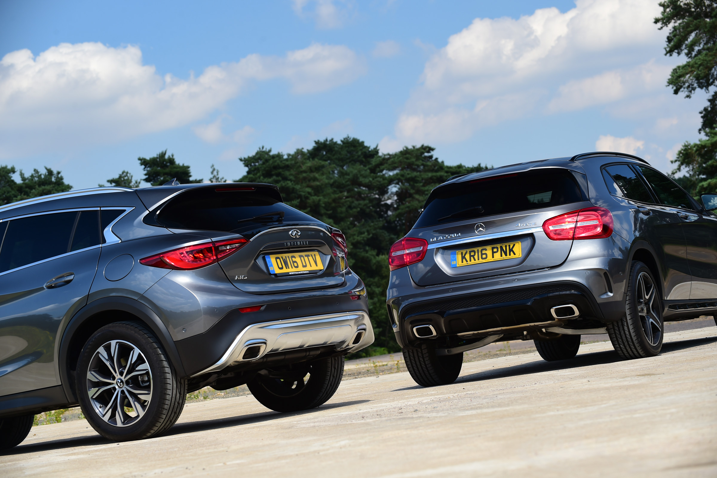 Infiniti QX30 vs Mercedes GLA vs BMW X1 - rear twin