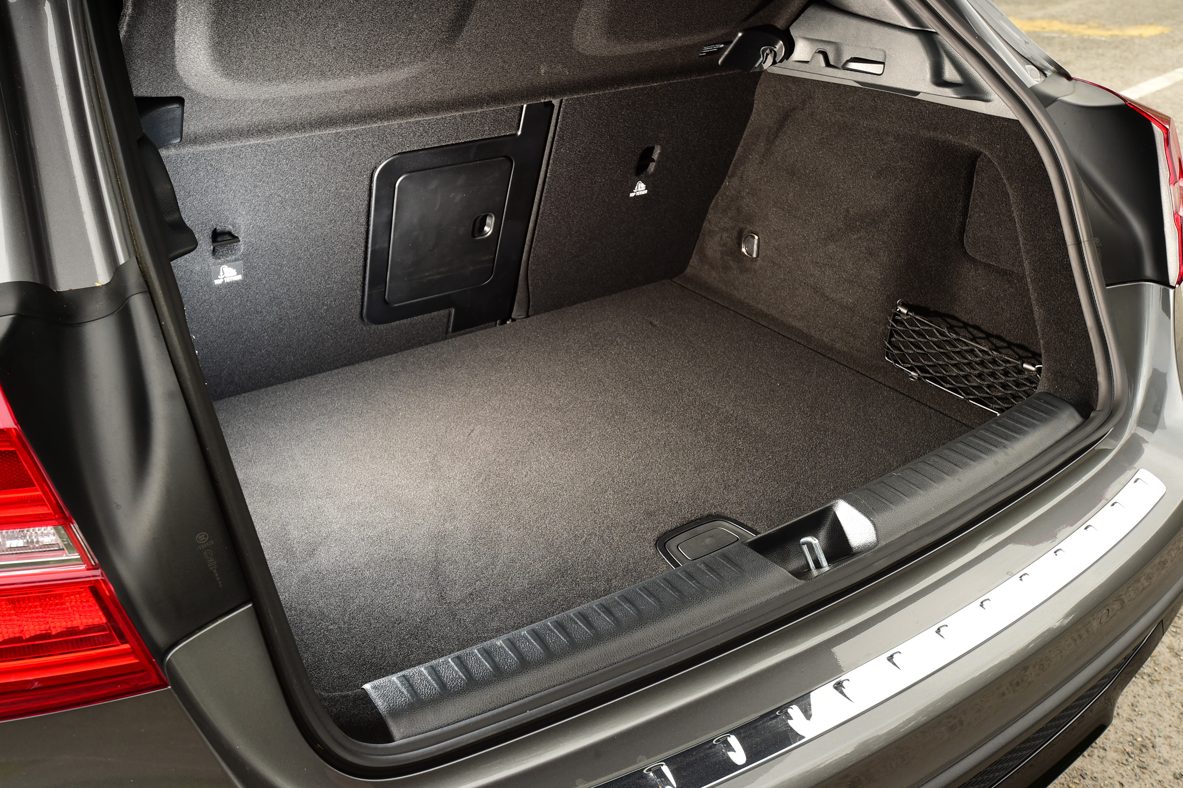 Mercedes GLA 2016 - boot