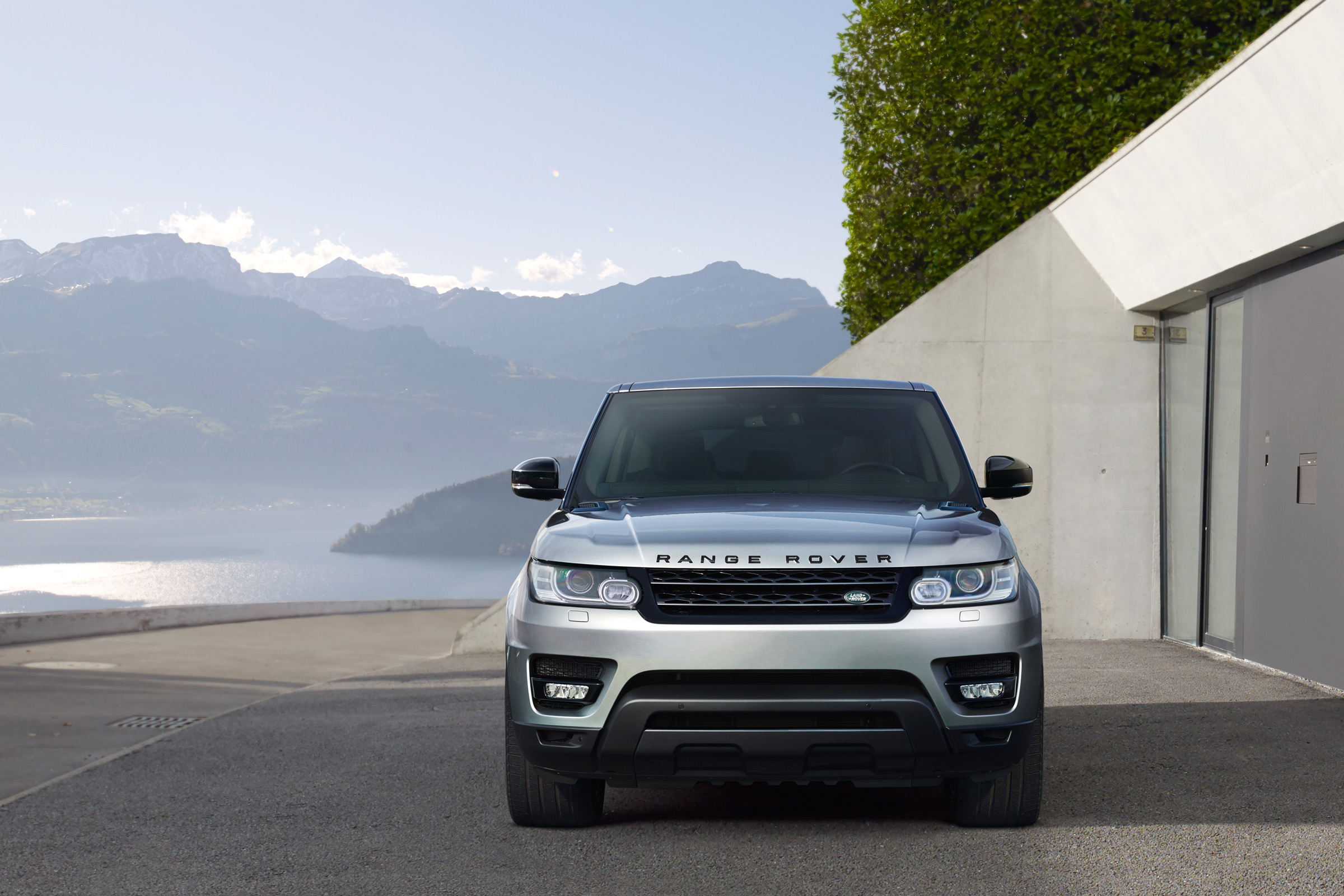 Range Rover Sport MY2017 - front