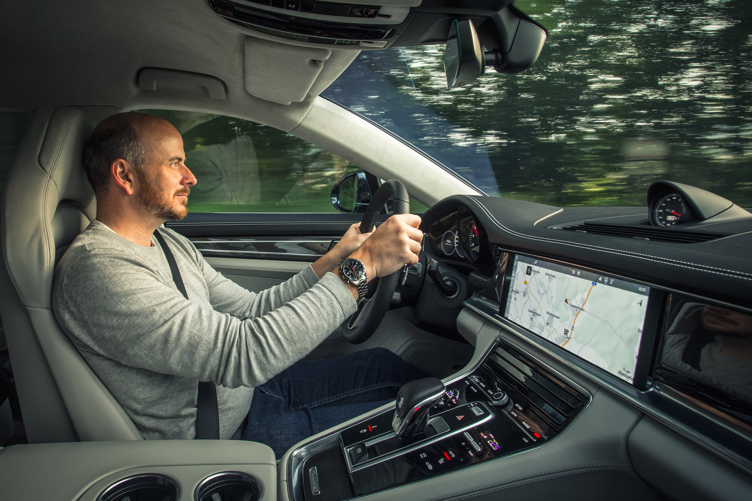 Porsche Panamera Turbo - driving