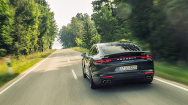 Porsche Panamera Turbo - rear action