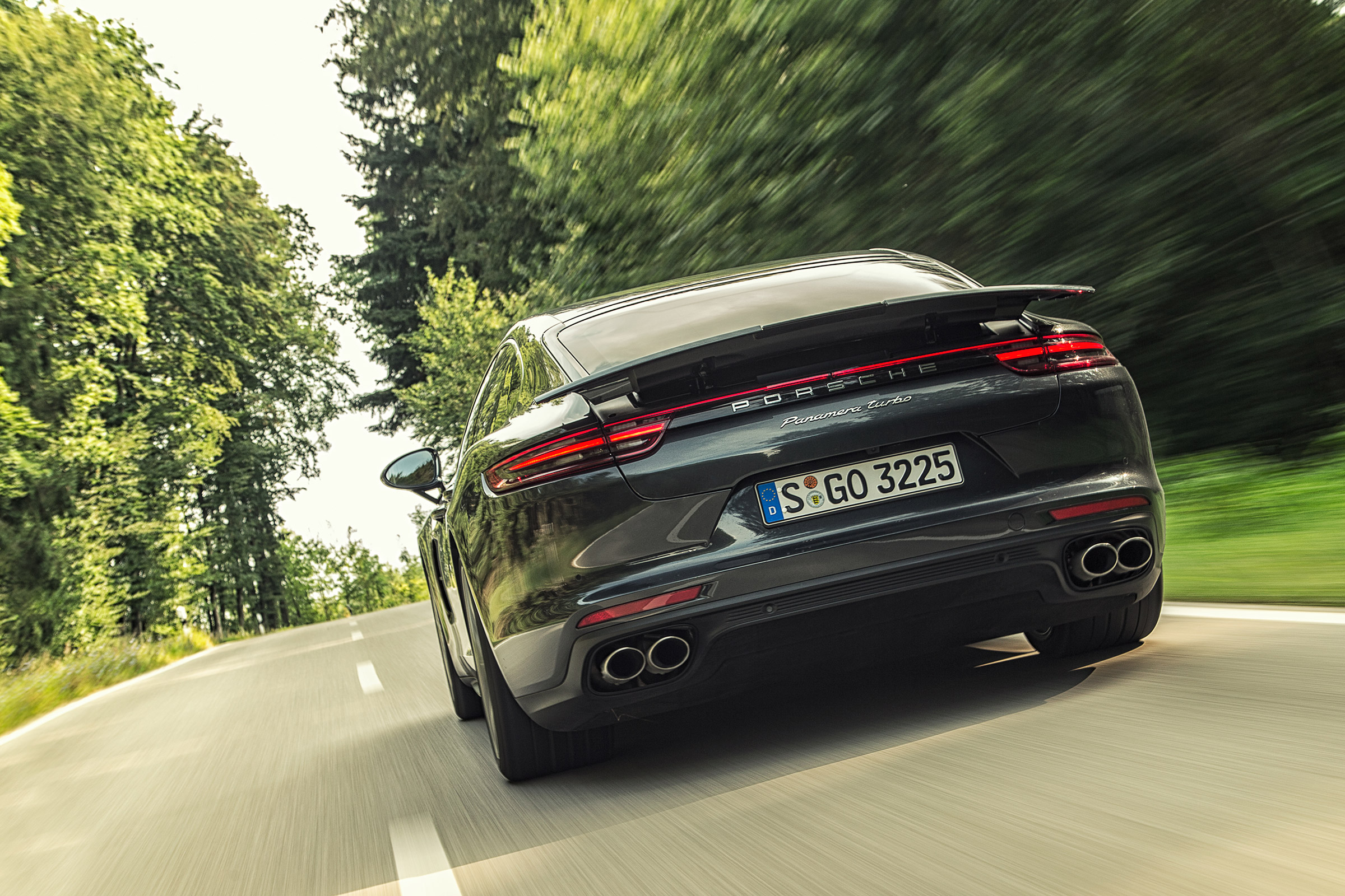 Porsche Panamera Turbo - rear