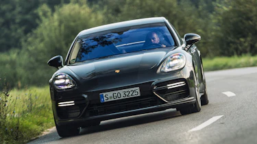 Porsche Panamera Turbo - front action