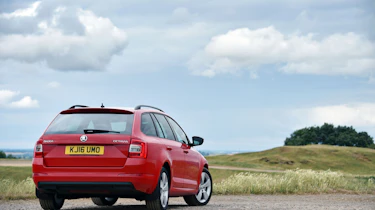 Skoda Octavia SE Sport and SE Technology rear