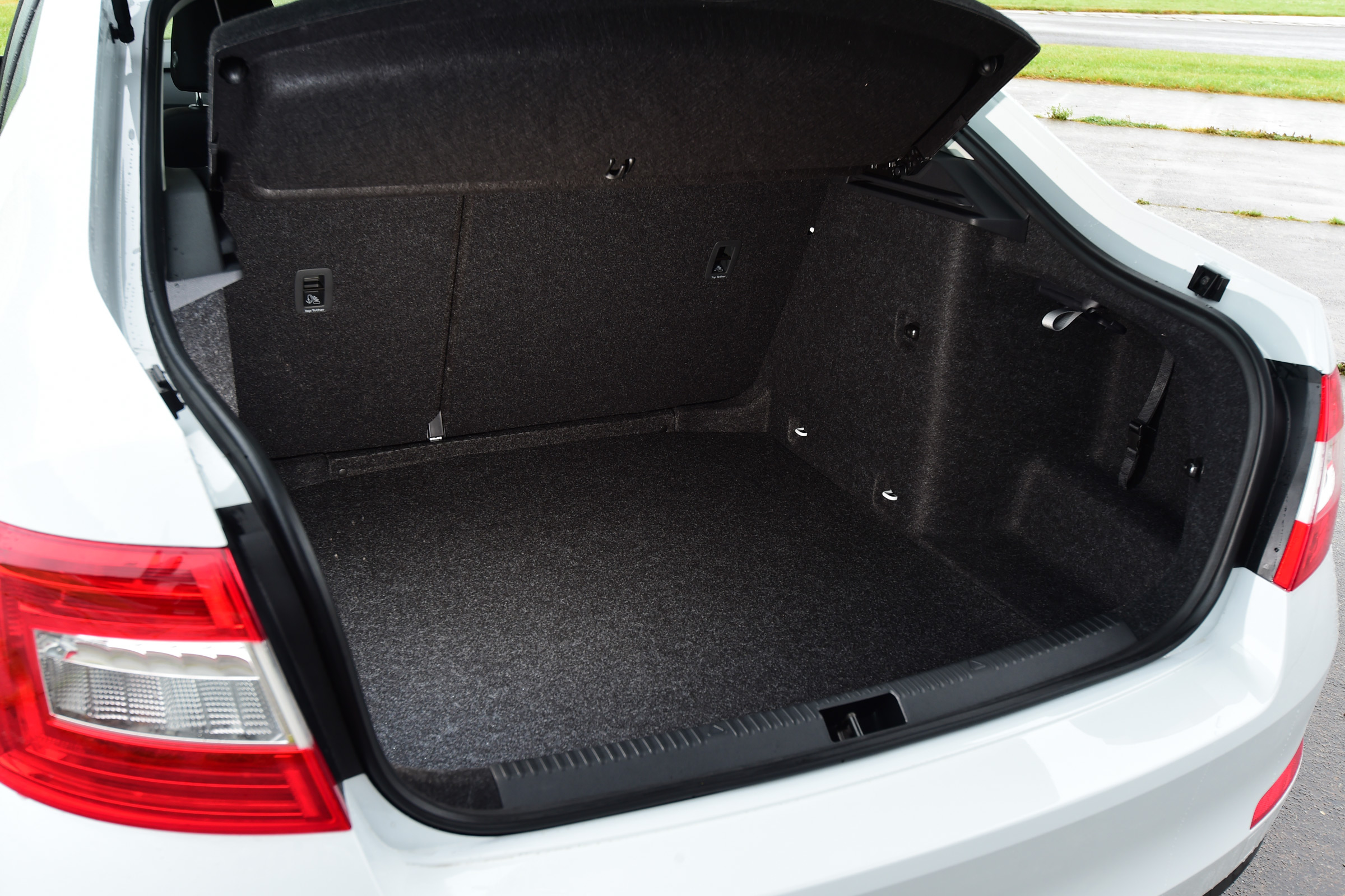 Skoda Octavia 1.0 TSI 2016 - boot