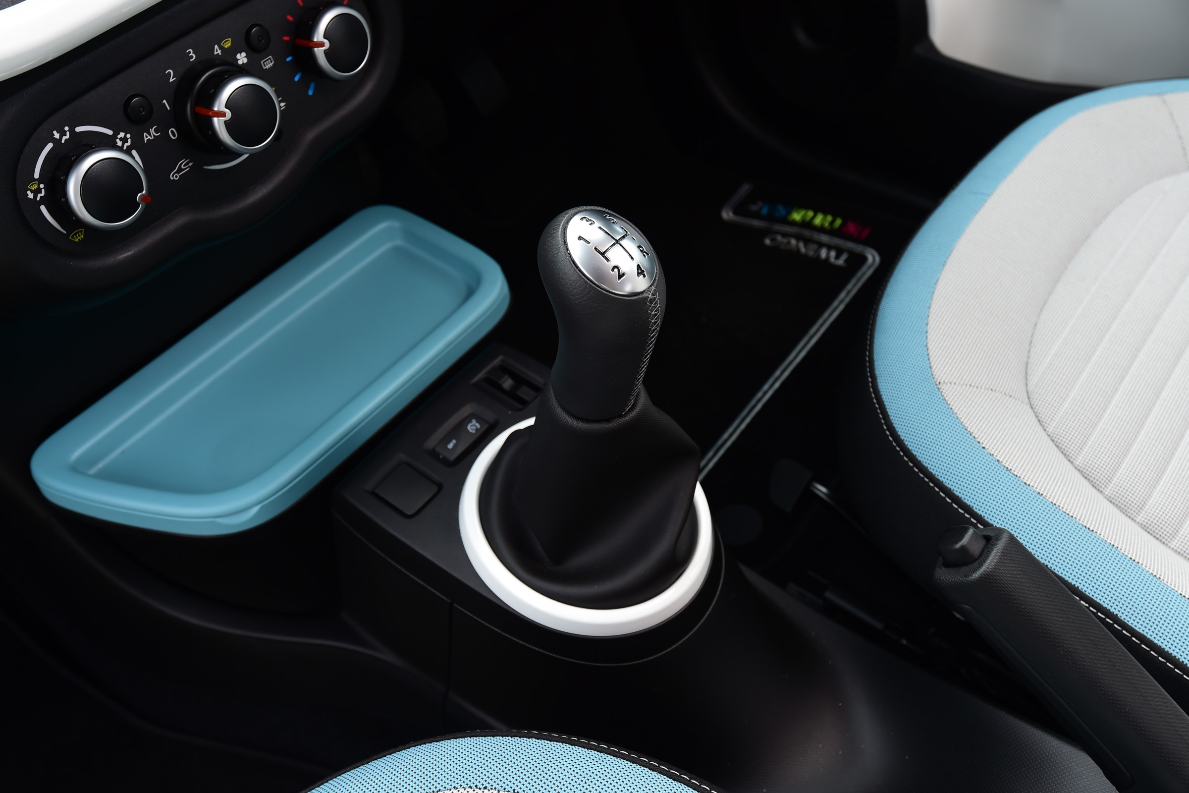 Renault Twingo The Colour Run - gearlever