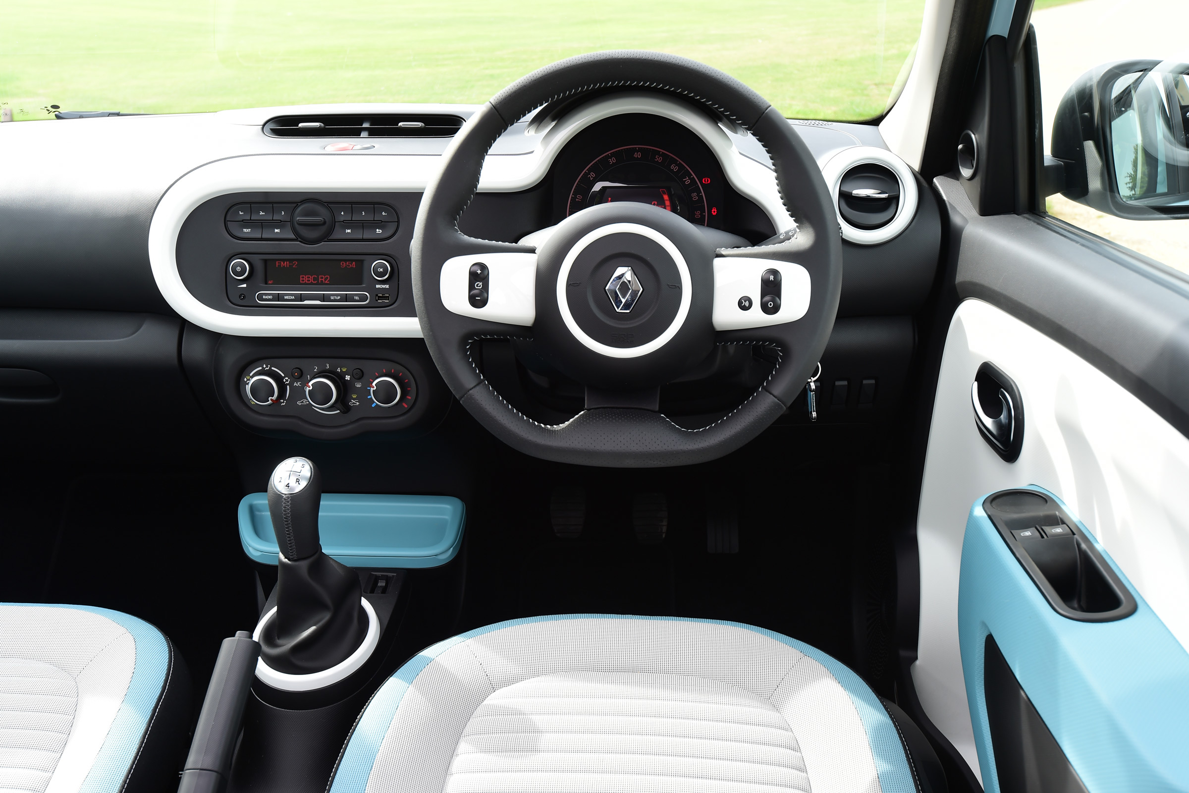 Renault Twingo The Colour Run - interior