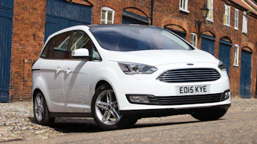 Ford Grand C-MAX 2016 - front quarter