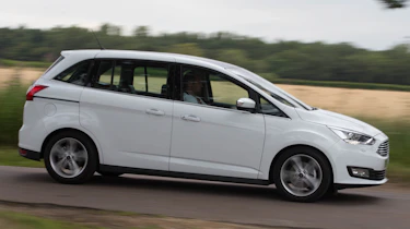 Ford Grand C-MAX 2016 - side tracking