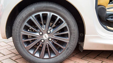 Searching for the Aston Martin Cygnet - wheel