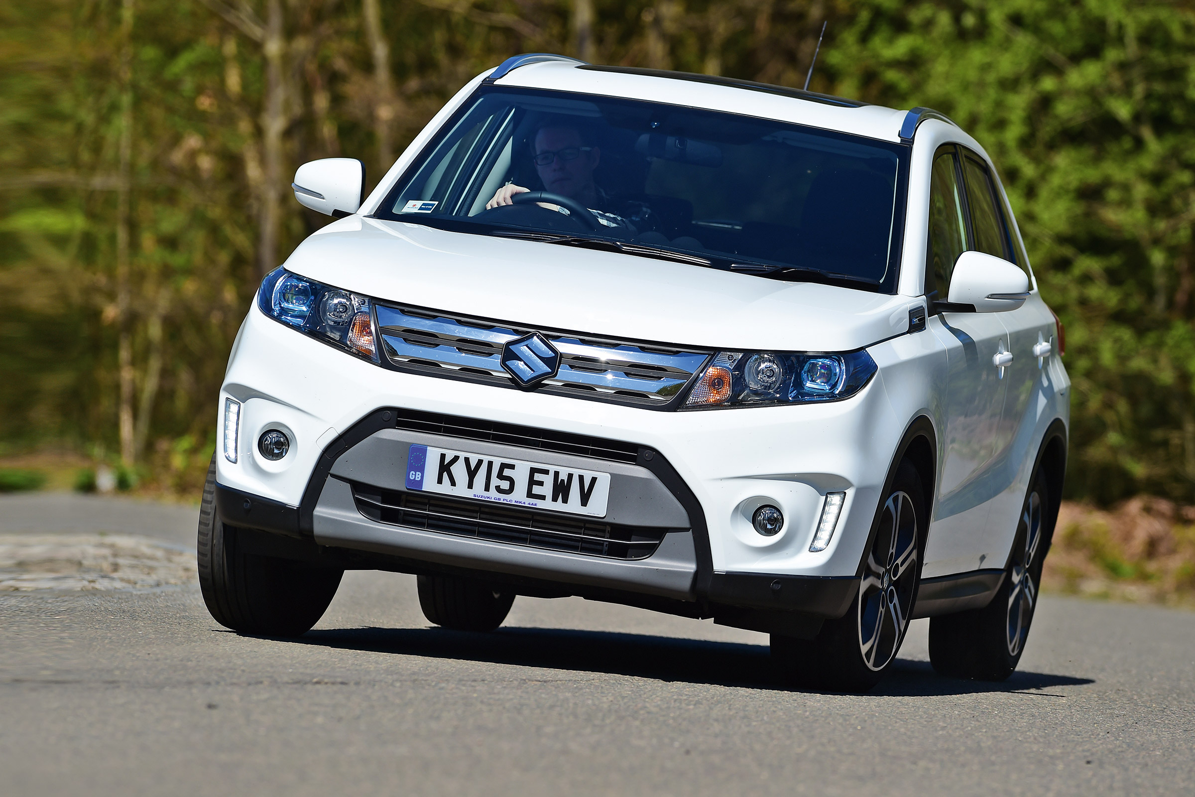 Suzuki Vitara - front