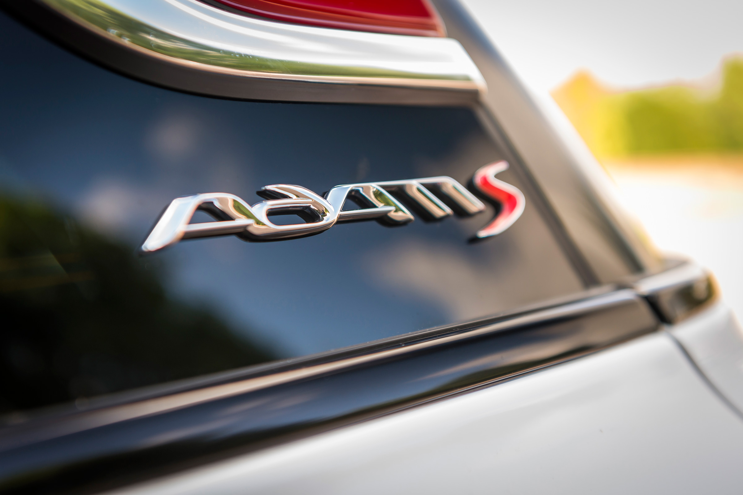 Vauxhall Adam S Rocks 2016 - badge