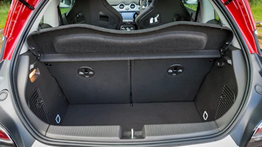 Vauxhall Adam S Rocks 2016 - boot