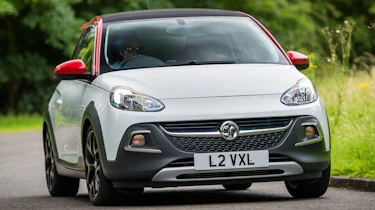 Vauxhall Adam S Rocks 2016 - front cornering