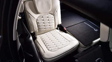 Ford S-MAX Vignale - back seat