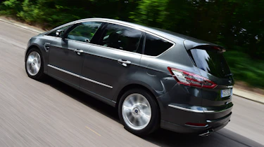 Ford S-MAX Vignale - rear