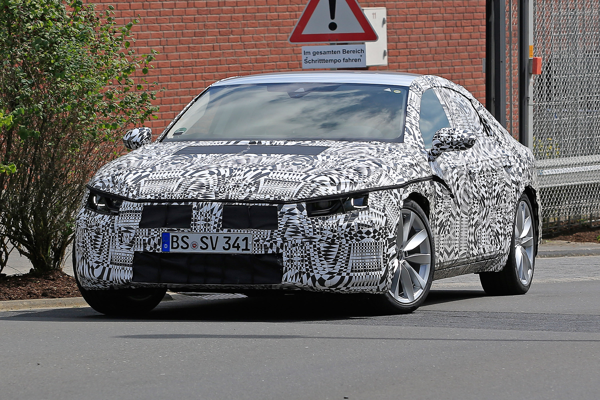 VW Passat CC spies front side