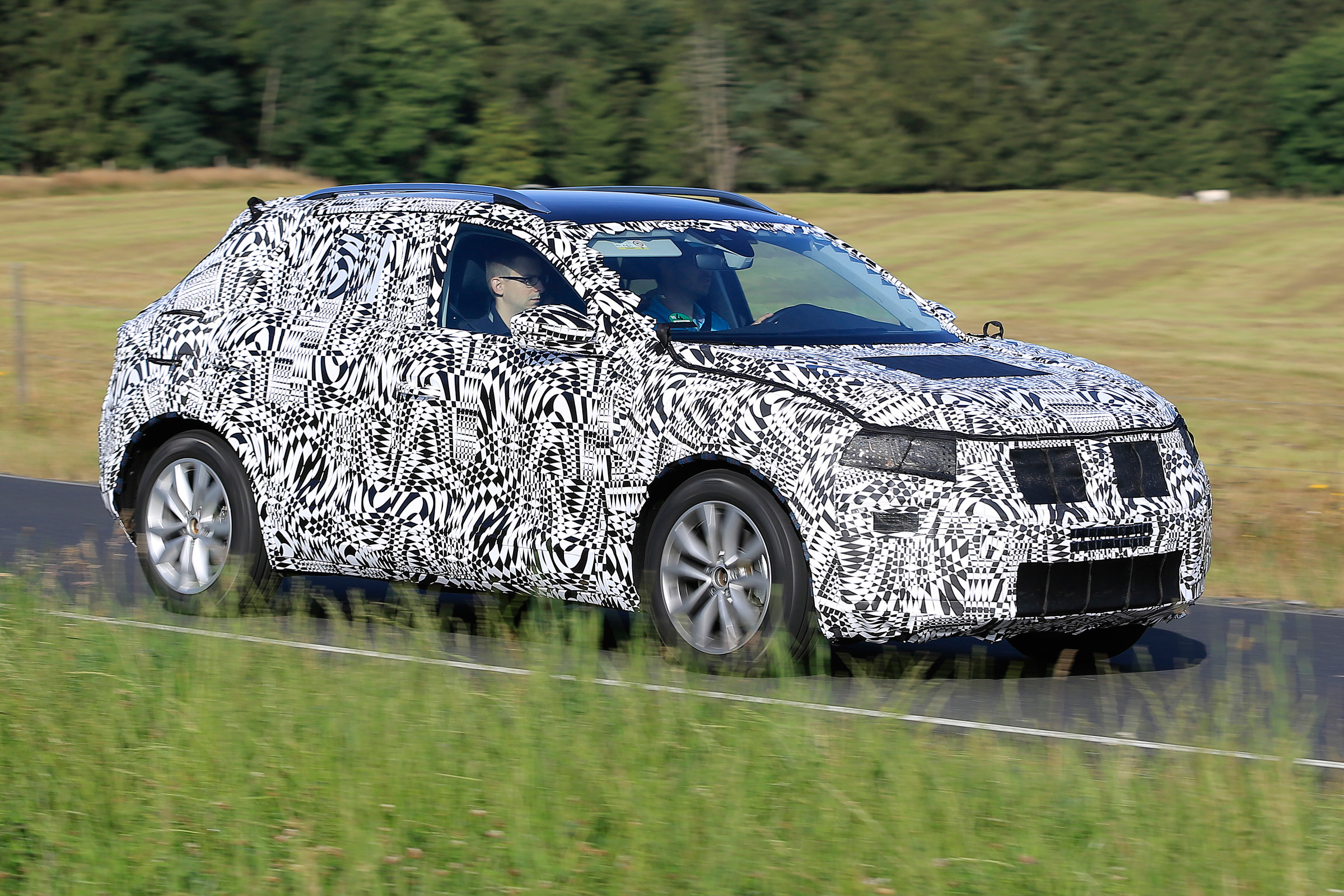 Volkswagen Polo SUV - spy shot front tracking 2