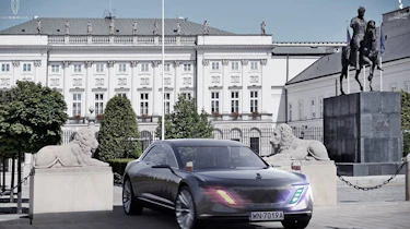 Varsovia Concept - front