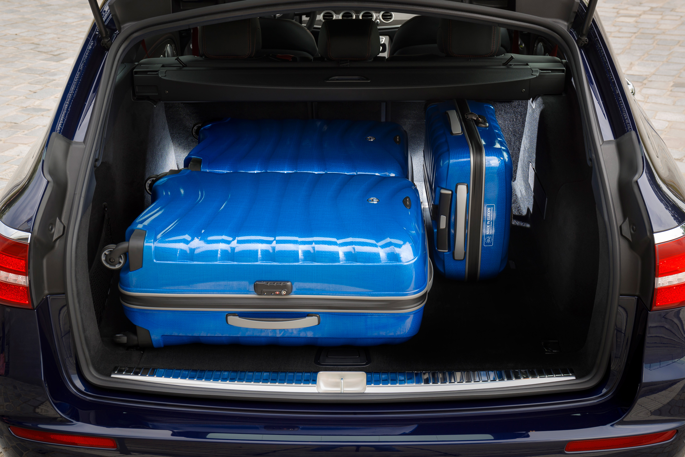 Mercedes-AMG E 43 4MATIC - estate boot 2