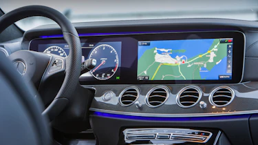 Mercedes E-Class Estate 2016 - dashboard
