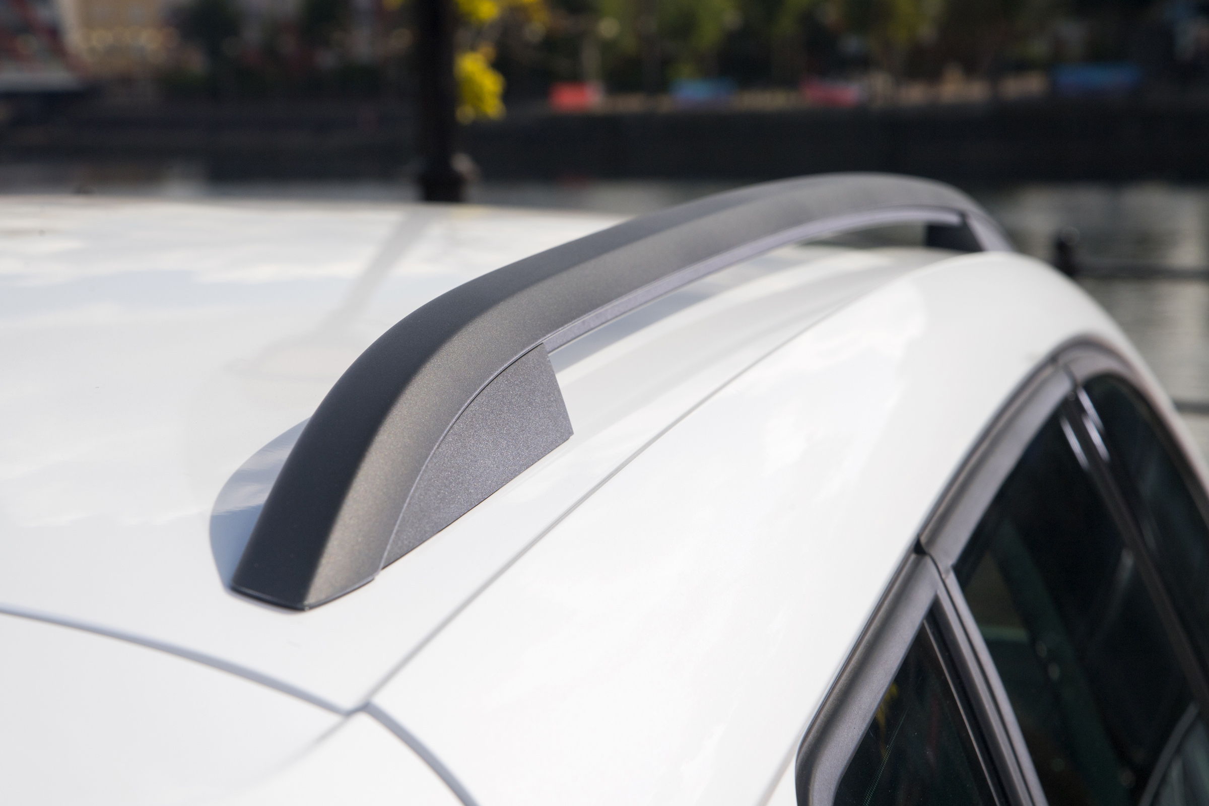 SEAT Ateca 1.4 TSI - roof rail