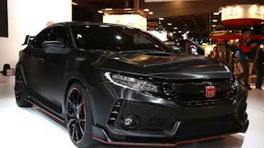 Honda Civic Type R 2017 concept - Paris front quarter 2