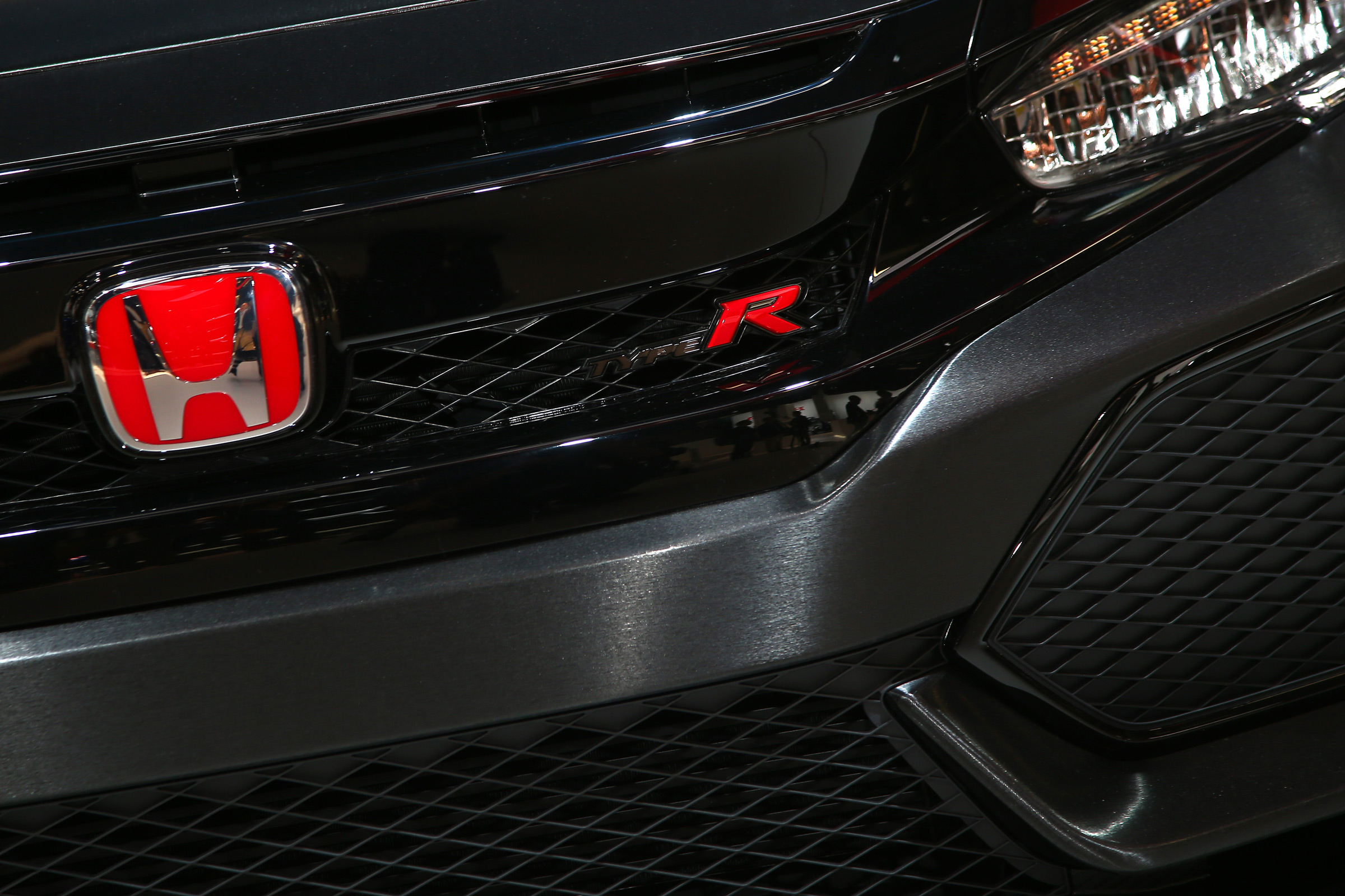 Honda Civic Type R 2017 concept - Paris front detail