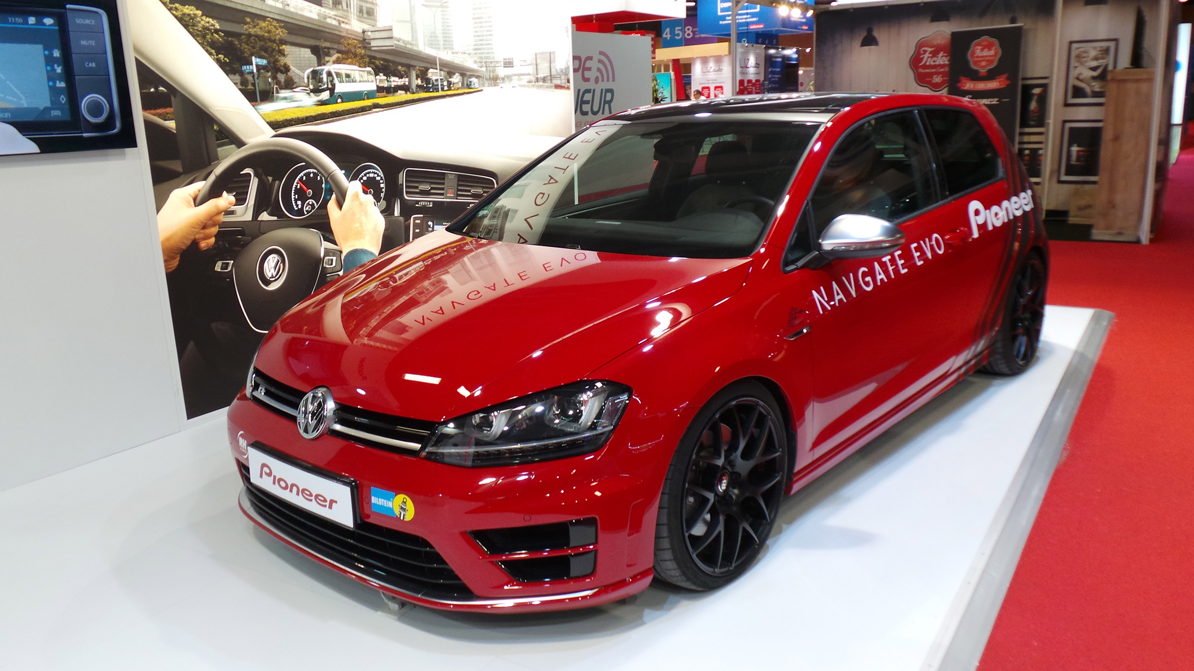 VW Golf R Pioneer sound concept