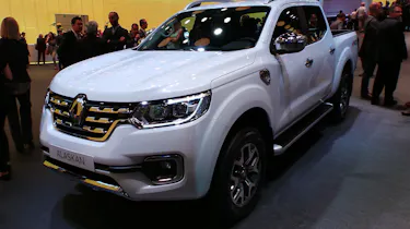 Renault Alaskan at Paris Motor Show 2016