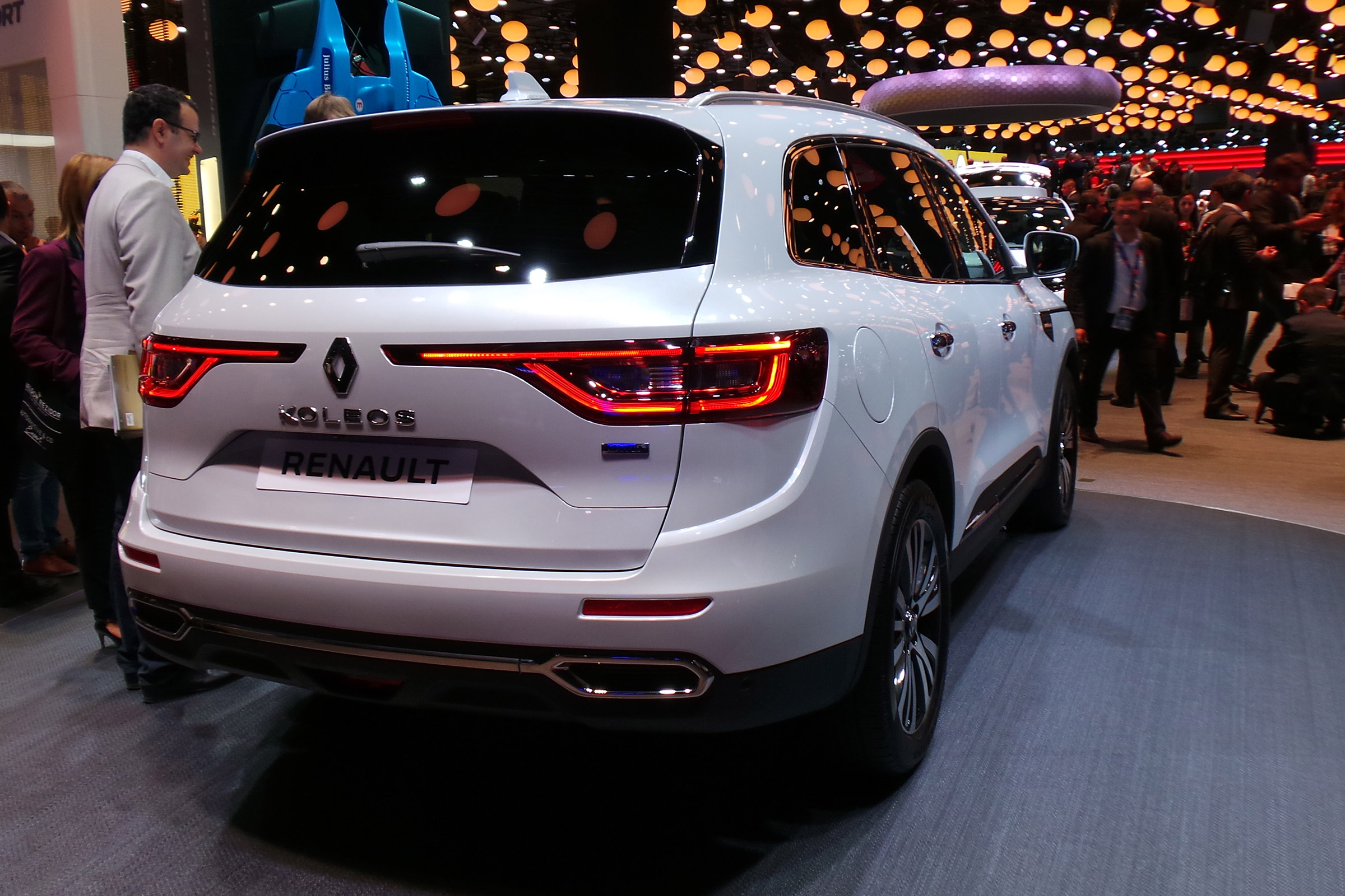 Renault Koleos - Paris rear three quarter