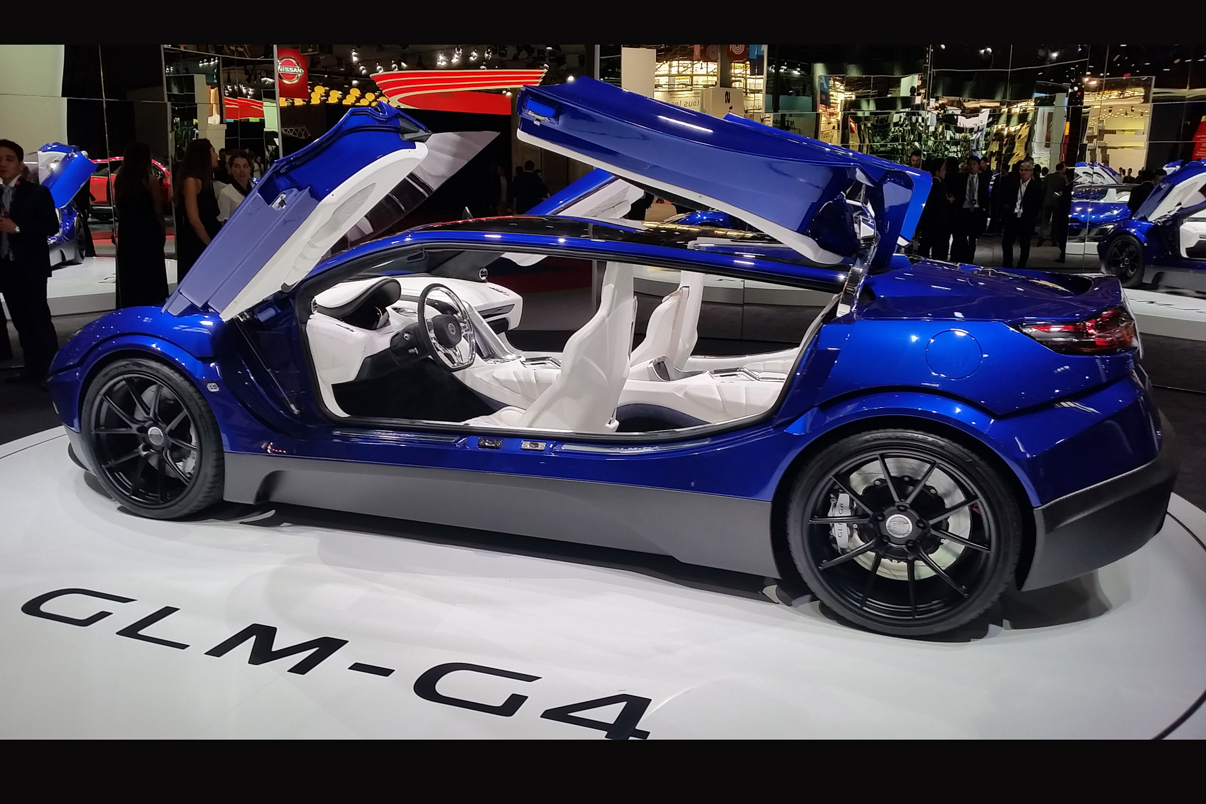 GLM G4 side open
