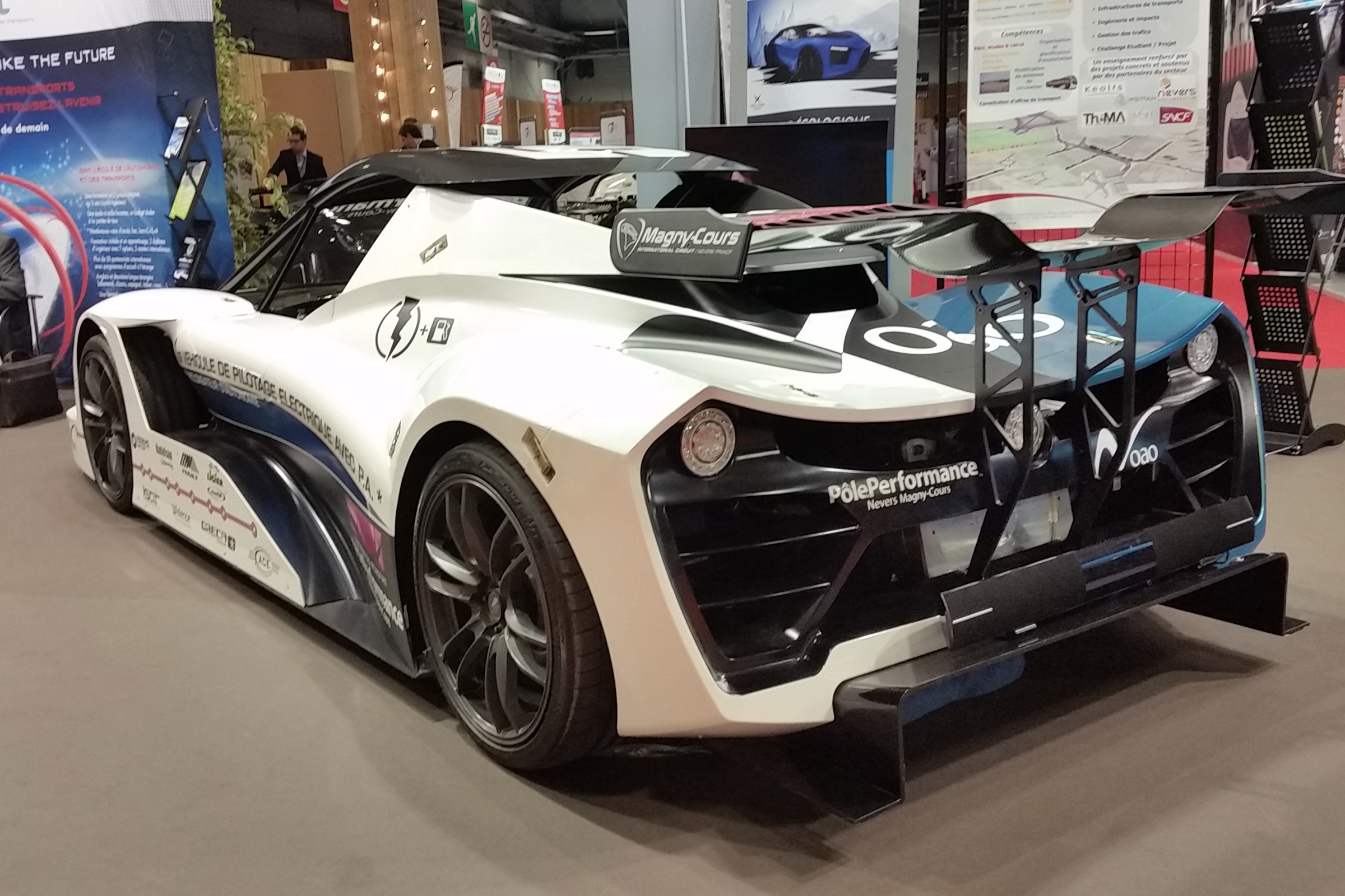 Estaca engineering school car racer