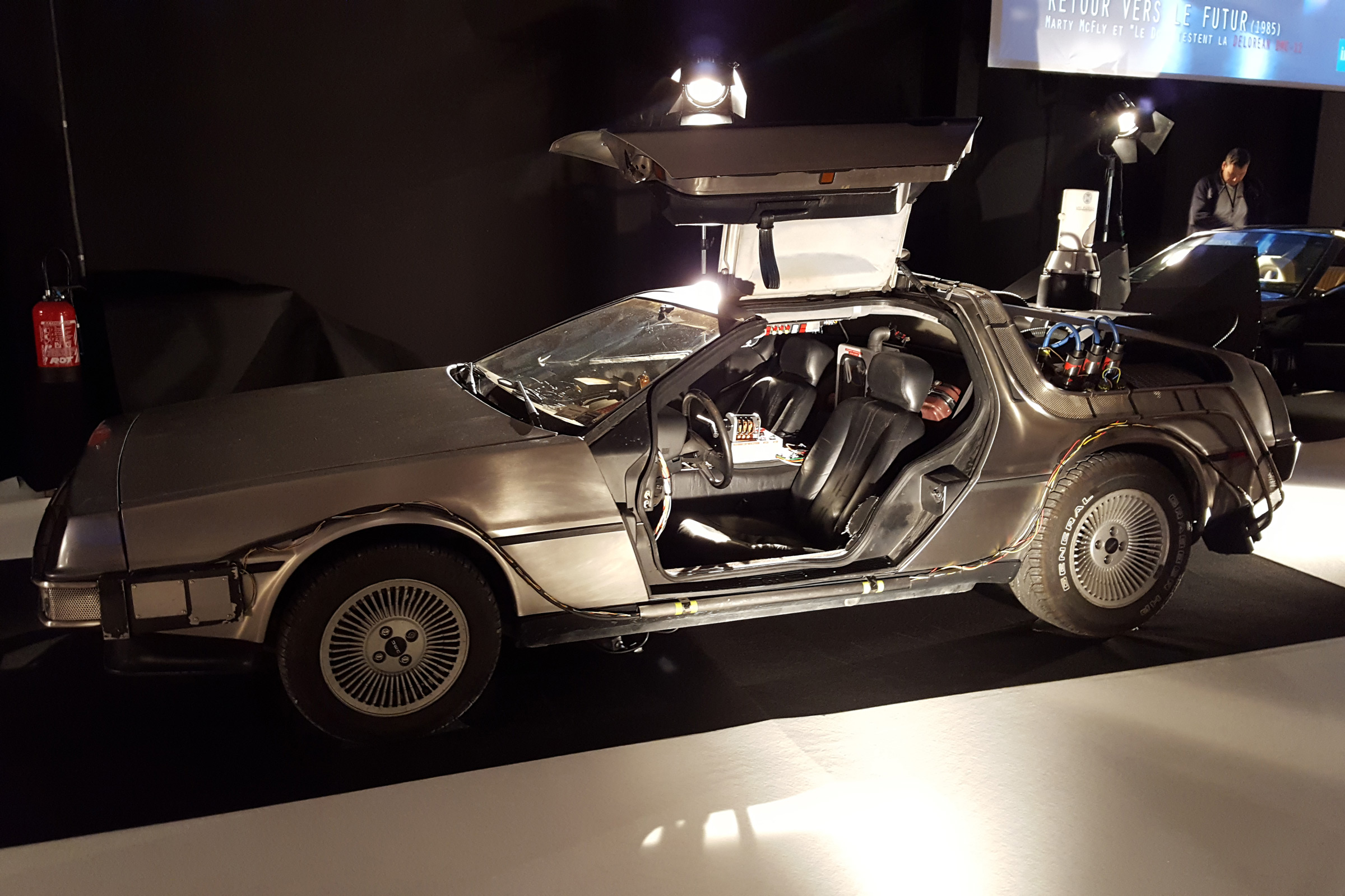 DeLorean DMC-12 back to the future