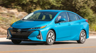 Toyota Prius Prime - front tracking
