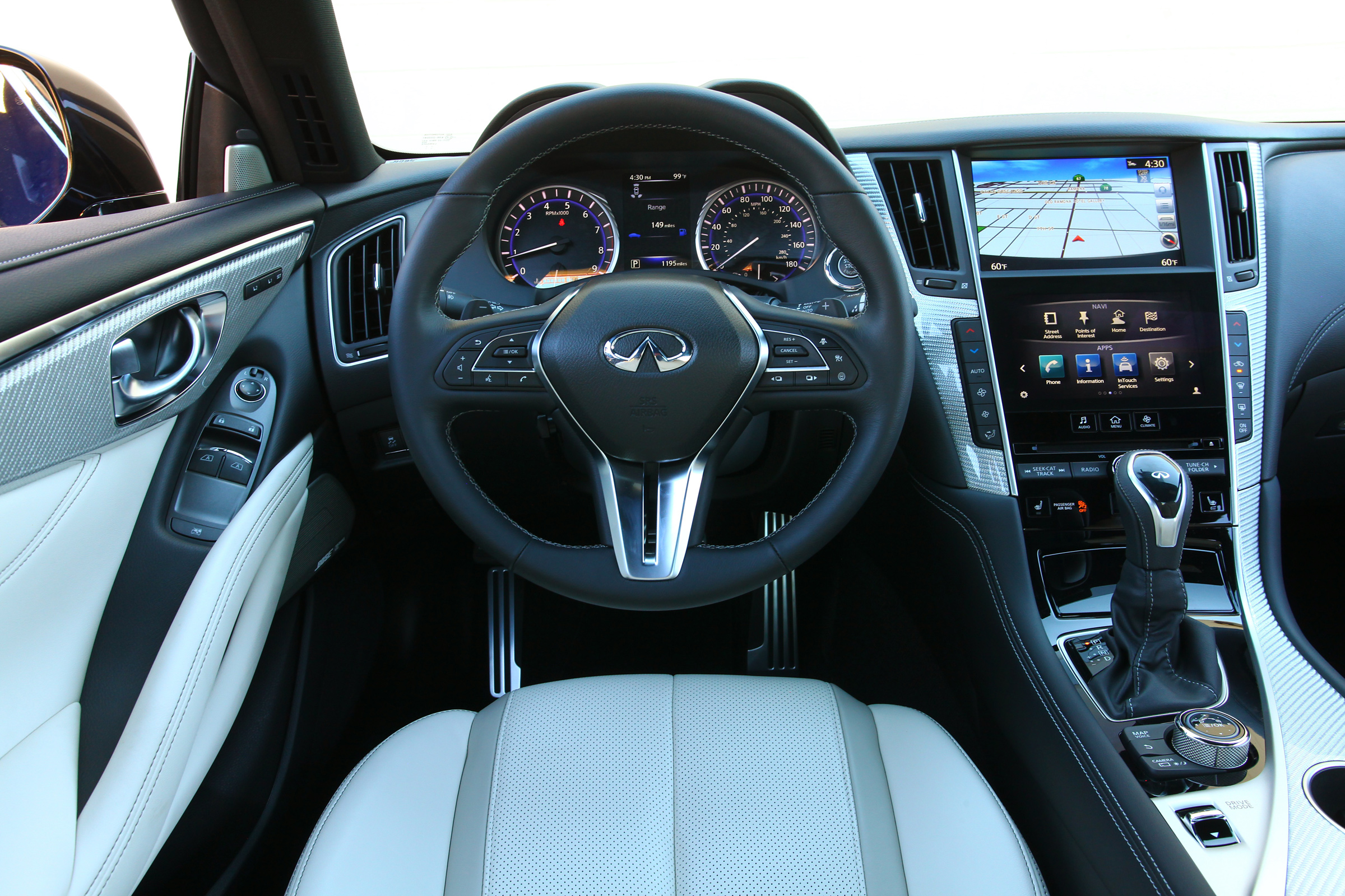 Infiniti Q60 - interior