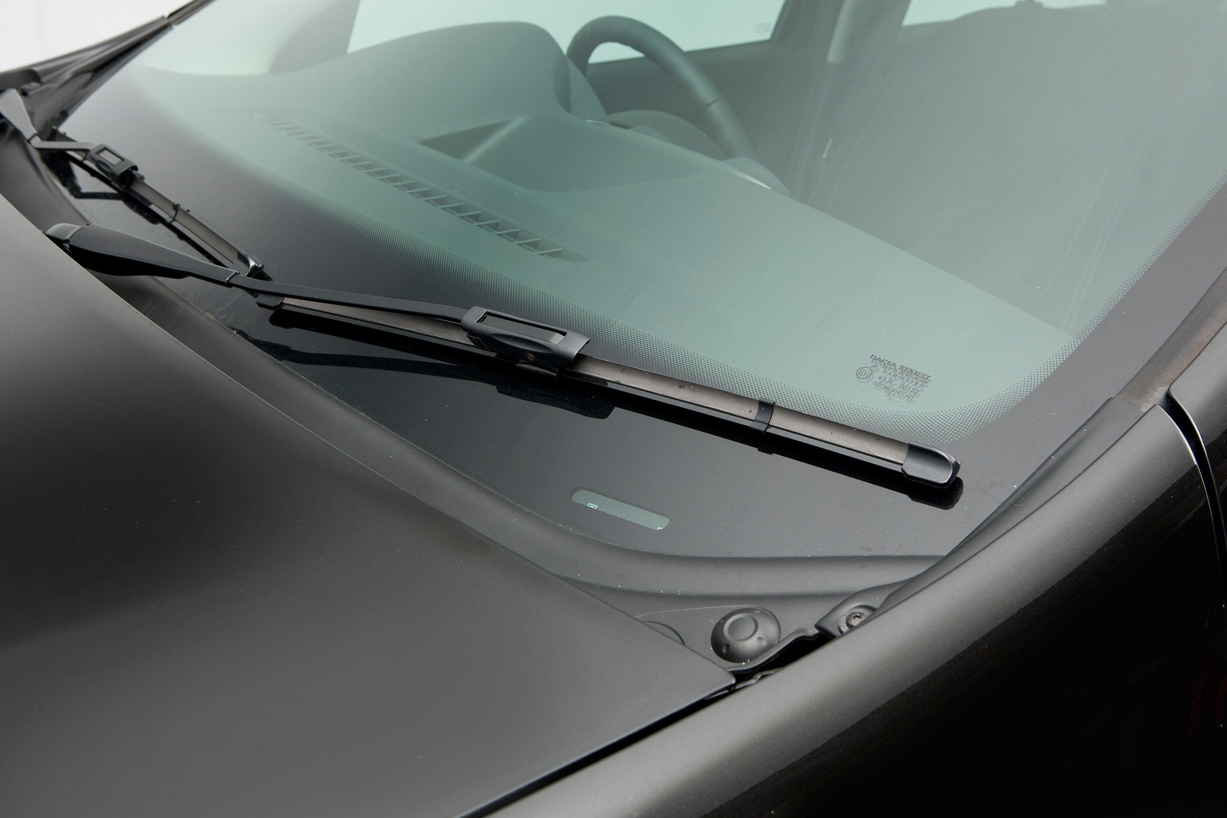 Used Dacia Logan MCV - windscreen wipers