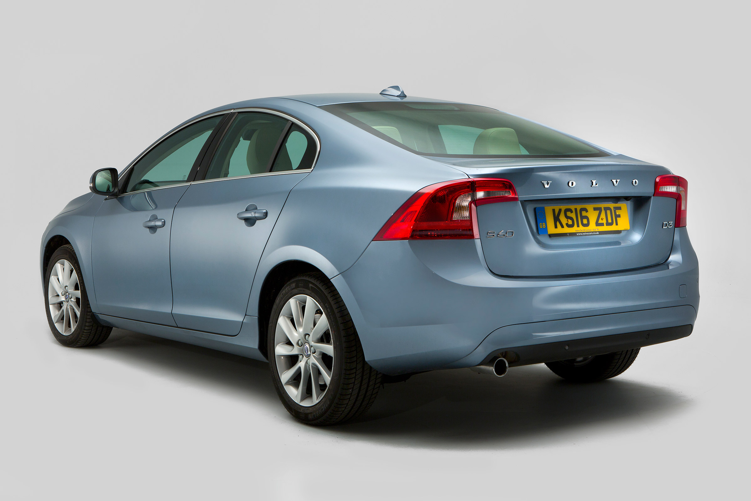 Used Volvo S60 - rear