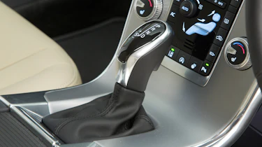 Used Volvo S60 - centre console