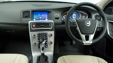 Used Volvo S60 - dash