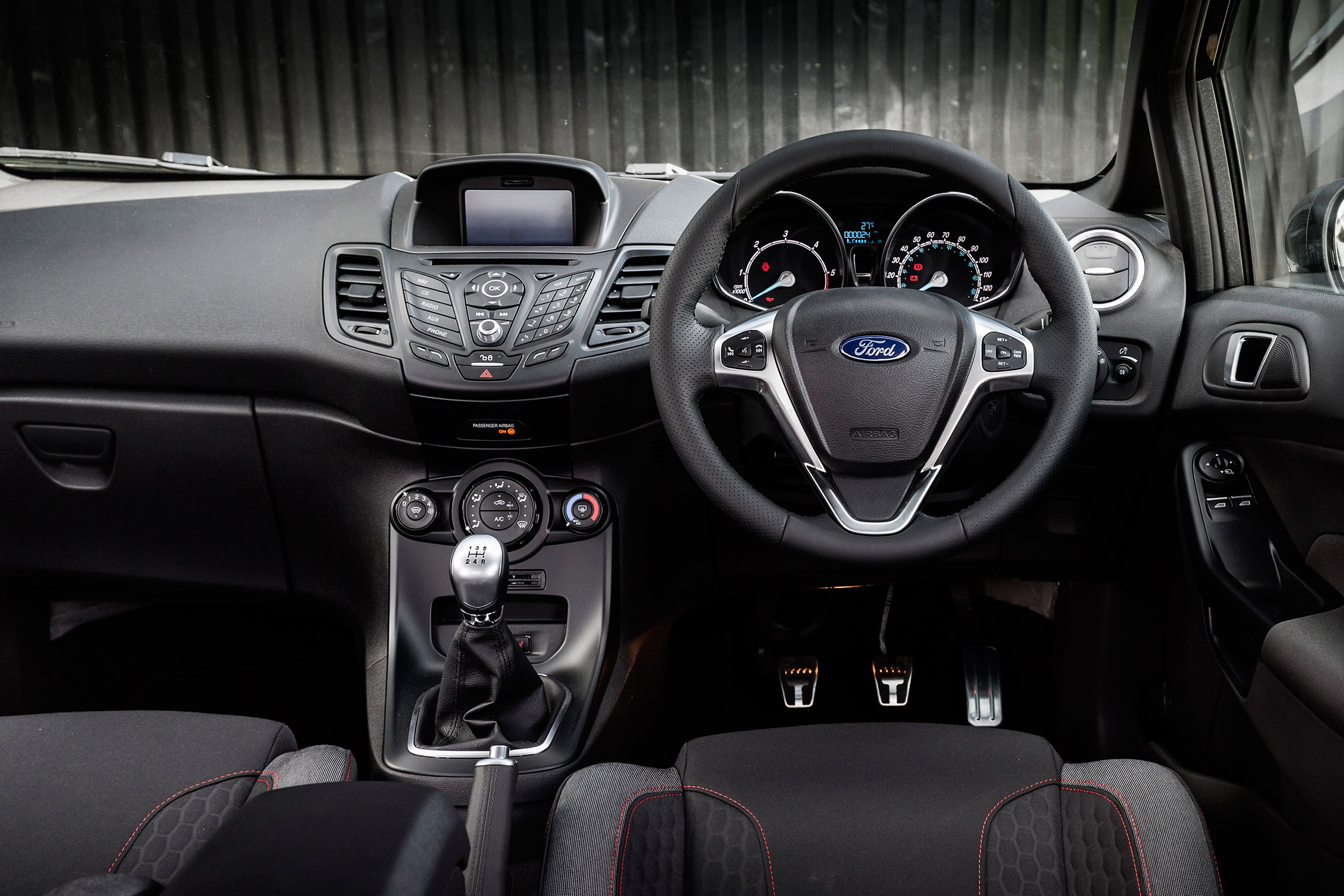 Ford Fiesta ST-Line - dash
