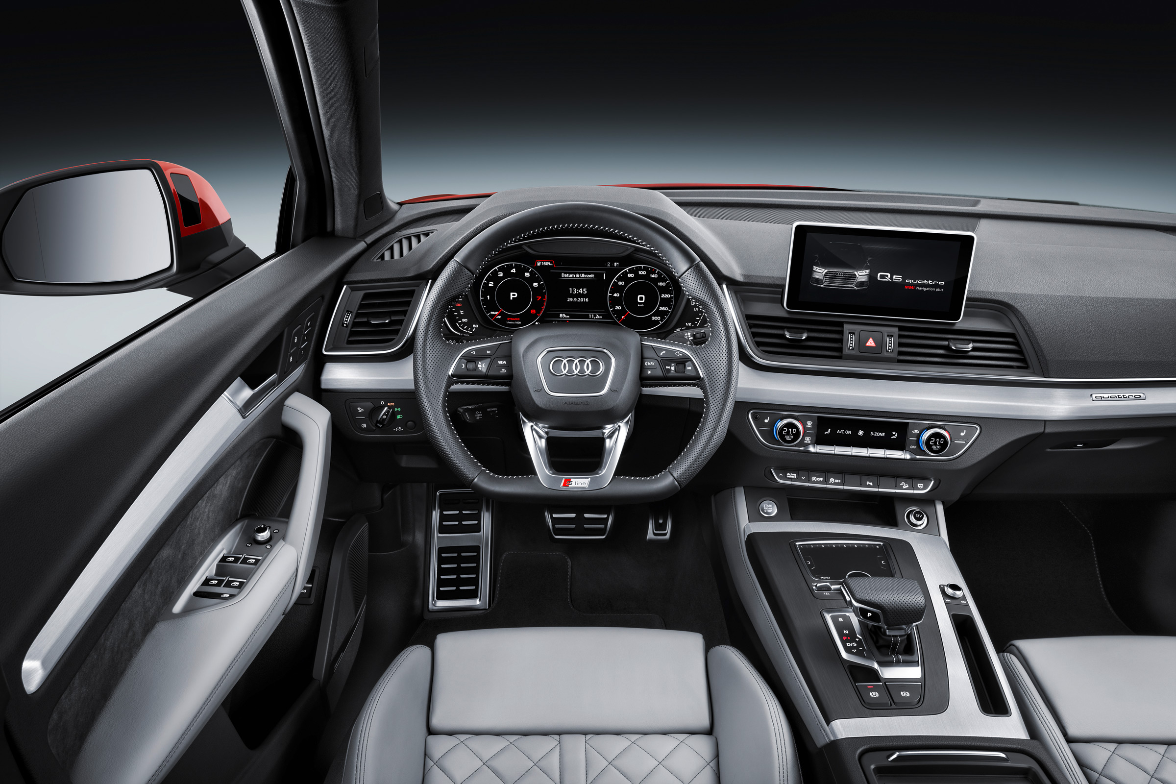 Audi Q5 SUV - interior