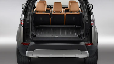 Land Rover Discovery 2017 - official boot