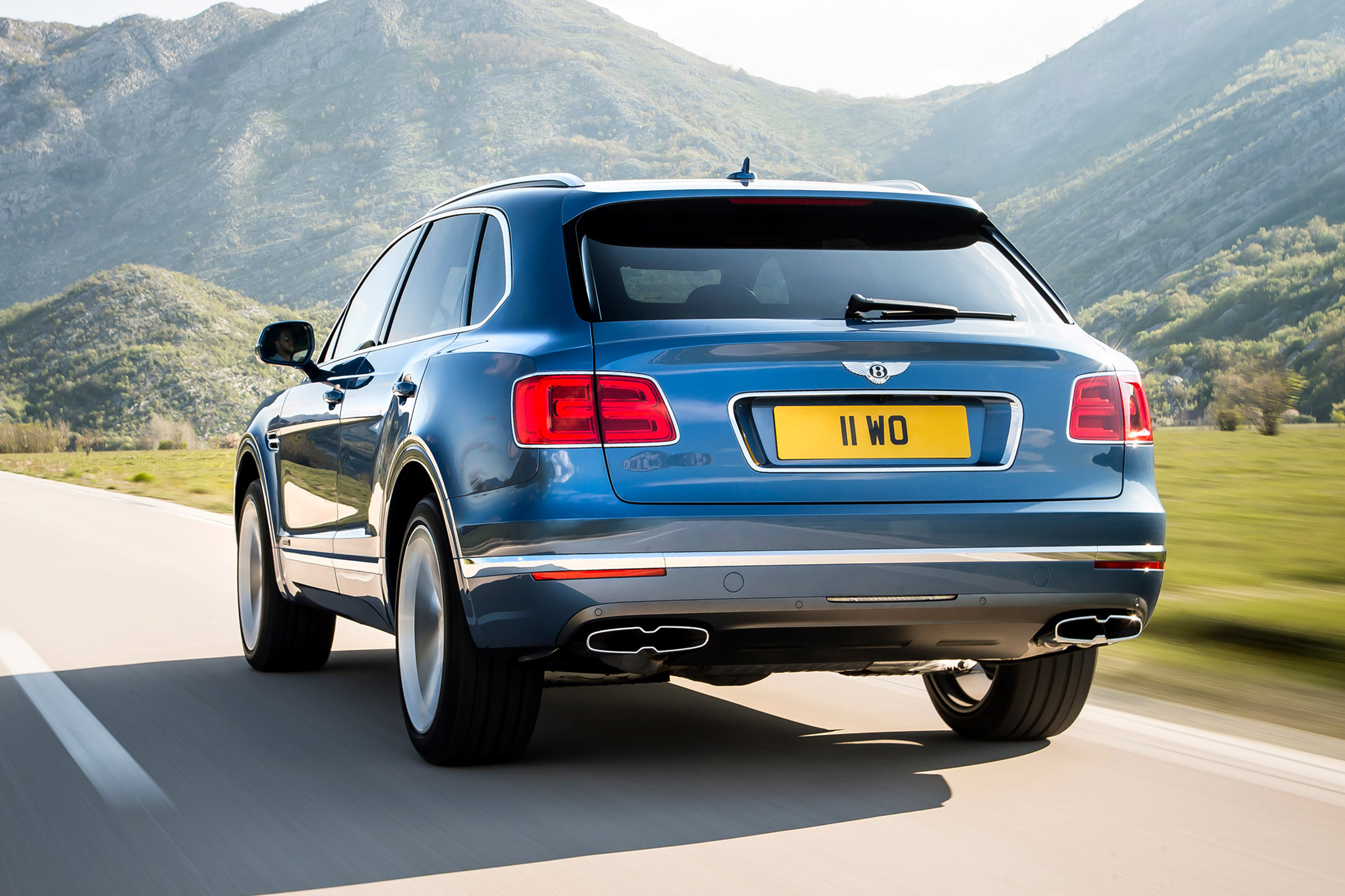 Bentley Bentayga Diesel - rear