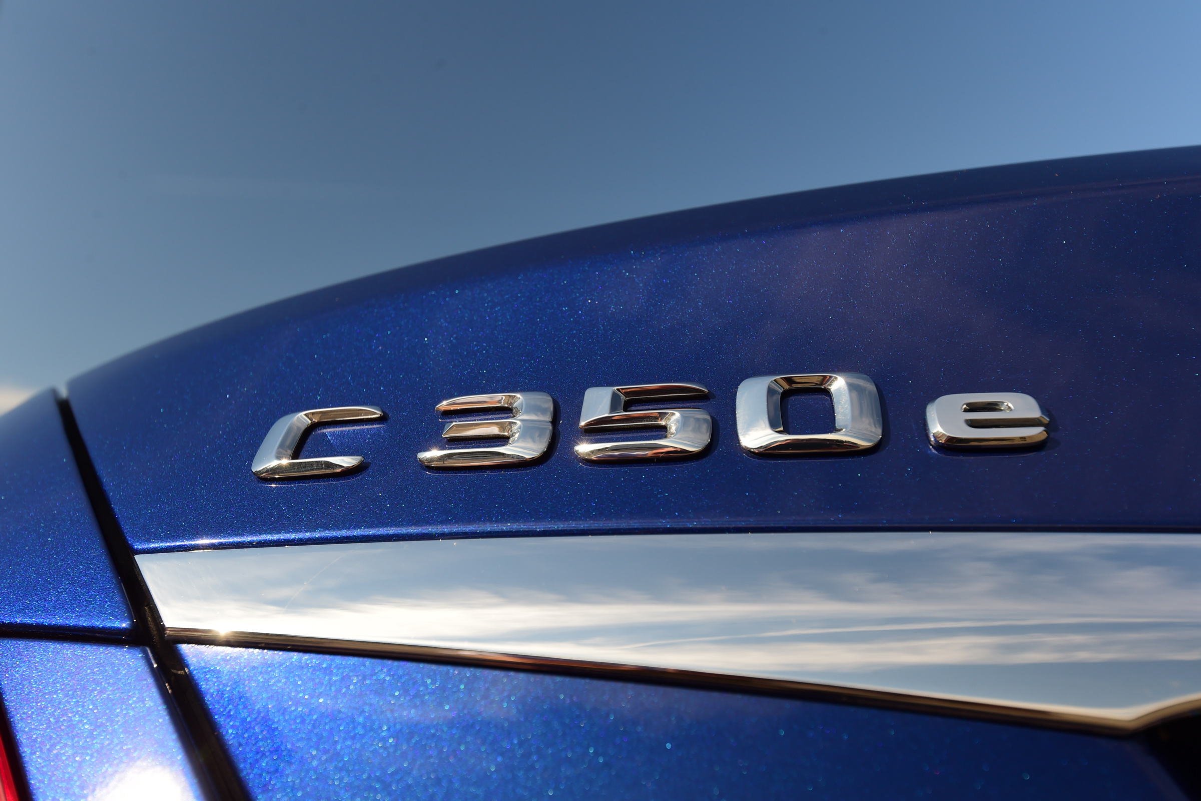 Mercedes C 350e plug-in hybrid - badge